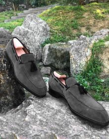 Split Toe Tassel Loafers Gray Tone Vintage Fashion Suede Leather PartyWear Shoes