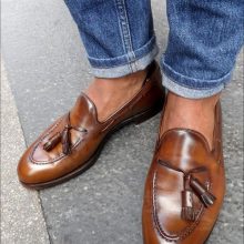 Handcrafted Brown Color Tassel Loafer Slip Ons Apron Toe Classical Men Shoes
