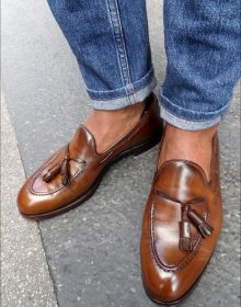 Handcrafted Brown Color Tassel Loafer Slip Ons Apron Toe Classical Men Shoes